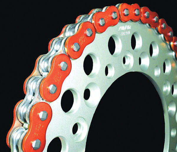 EK CHAIN ZVX3 NX-RING 520-120L ORG - 520ZVX3-120AO